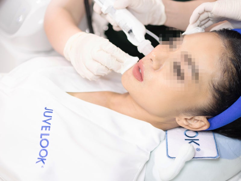 5 إجراءات تجميلية للبشرة يُنصح بها للحصول على أفضل النتائج في فصل الخريف